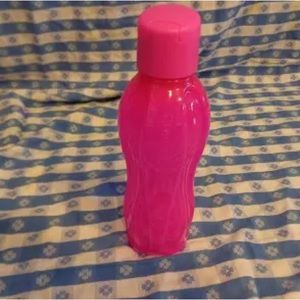 Tupperware eco water bottles